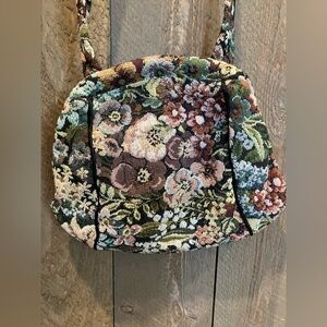 Vintage Tapestry Floral Shoulder Bag - Multicolor